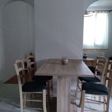Apartment Giardino Fiume Kültér fotó