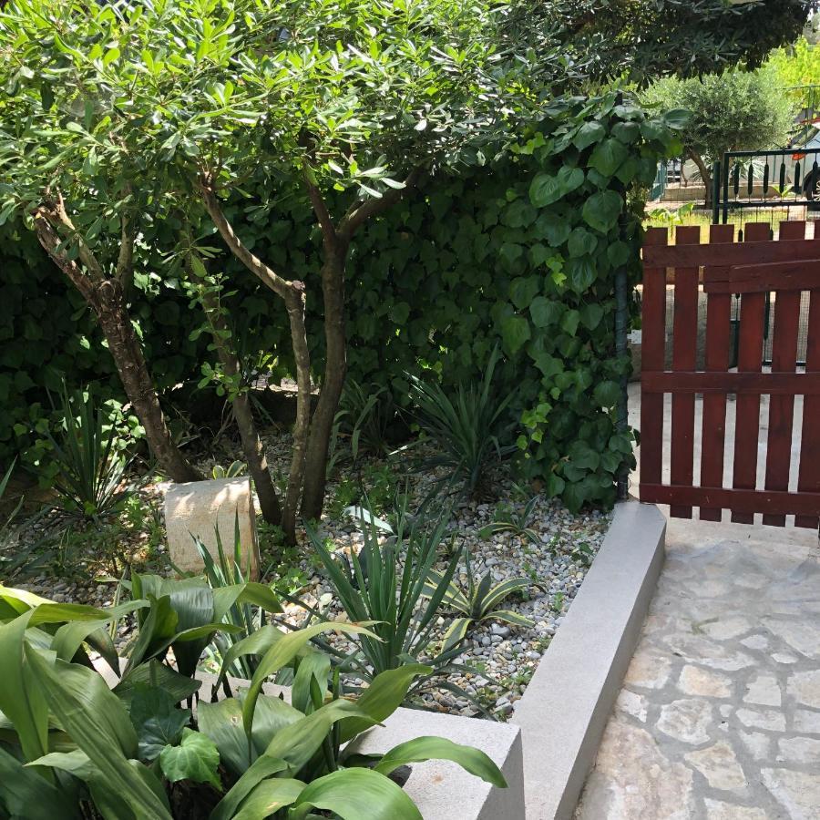 Apartment Giardino Fiume Kültér fotó