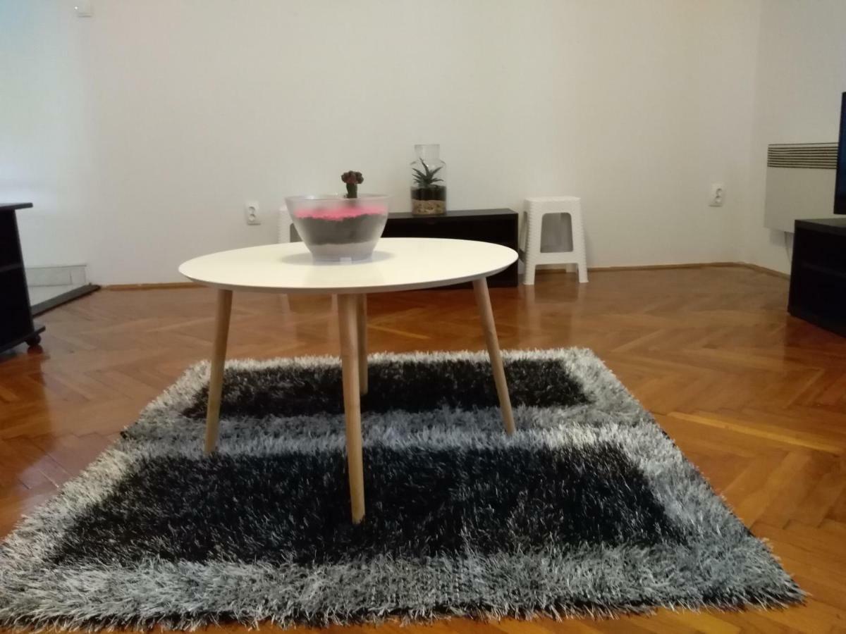 Apartment Giardino Fiume Kültér fotó