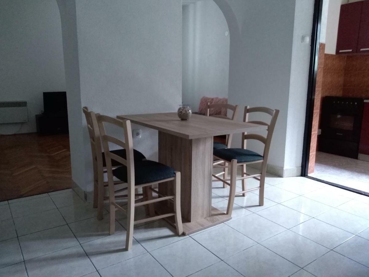 Apartment Giardino Fiume Kültér fotó